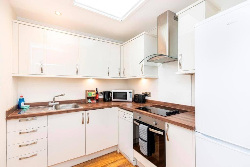 Bournecoast: Lovely Annex With Patio Nr Beach-5286 Bournemouth Exteriör bild